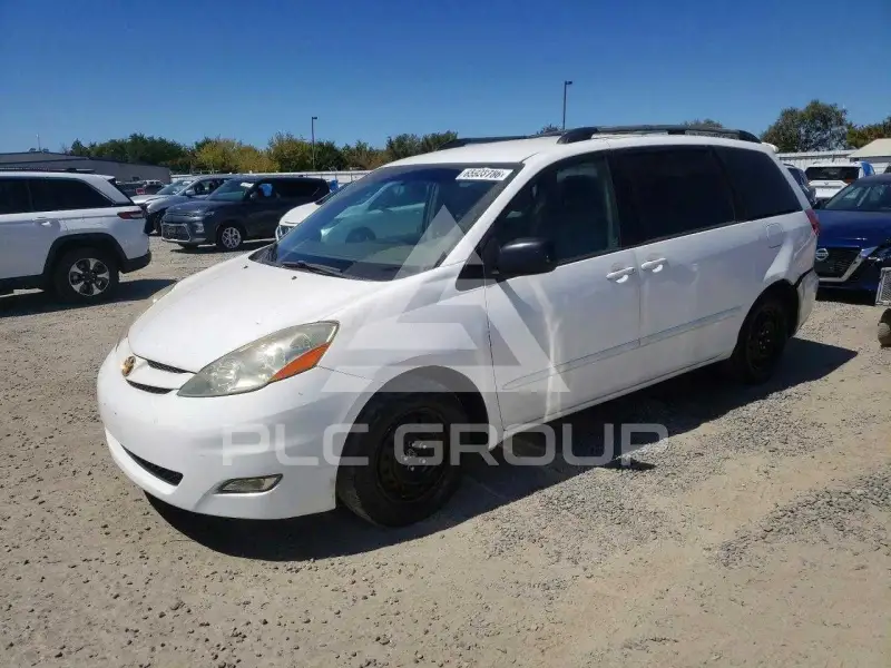 2007 Toyota SIENNA photo