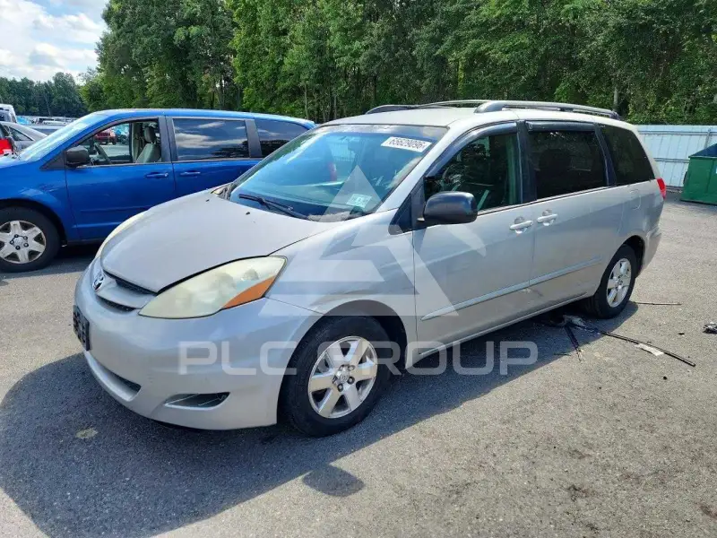 2007 Toyota SIENNA photo