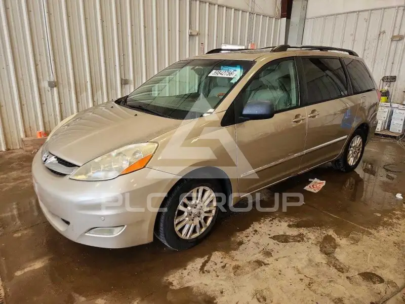 2007 Toyota SIENNA photo