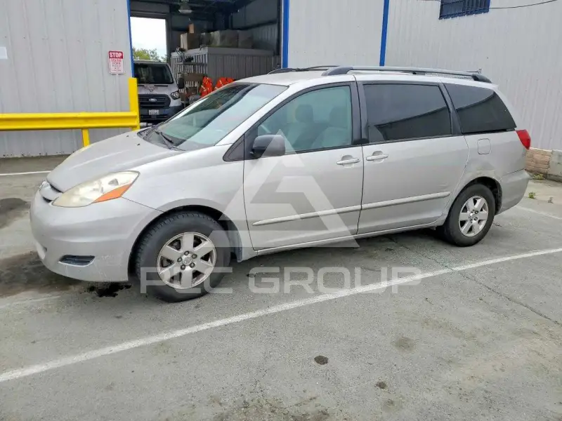2007 Toyota SIENNA фото