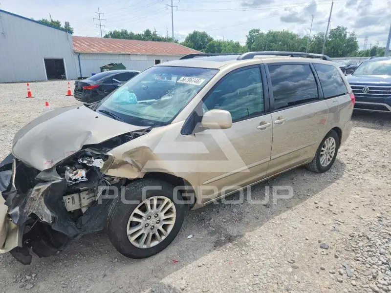 2007 Toyota SIENNA photo