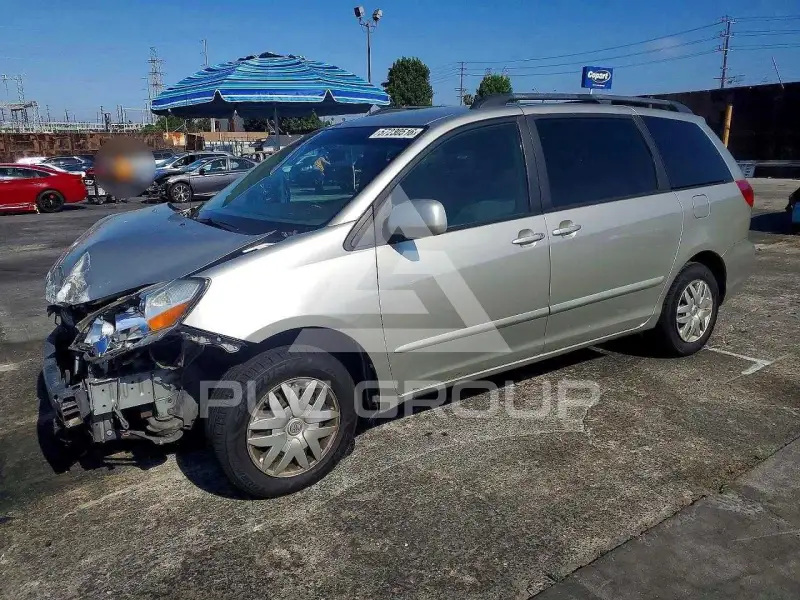 2007 Toyota SIENNA photo