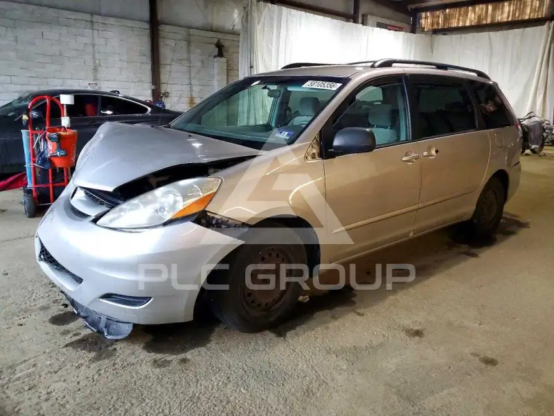 2007 Toyota SIENNA photo