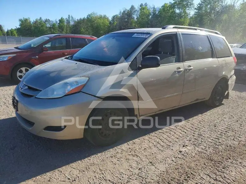 2007 Toyota SIENNA photo