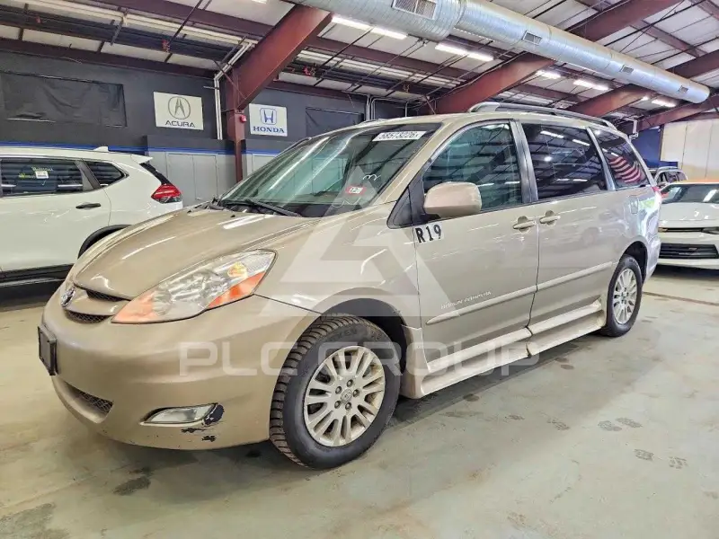 2007 Toyota SIENNA фото