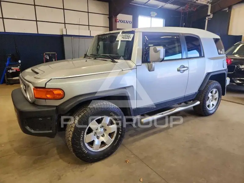2007 Toyota FJ Cruiser фото