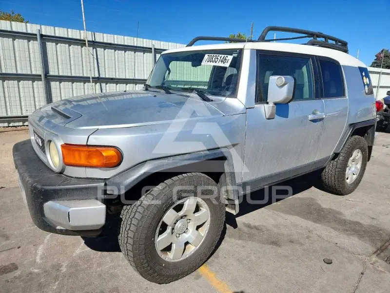 2007 Toyota FJ Cruiser photo