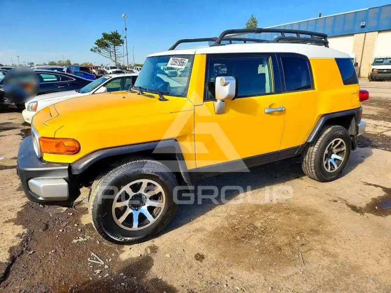 2007 Toyota FJ Cruiser photo