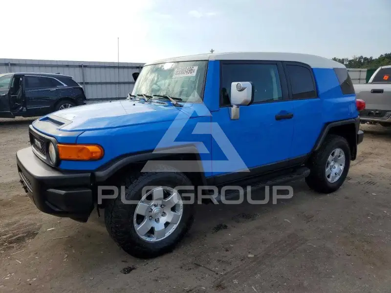 2007 Toyota FJ Cruiser фото