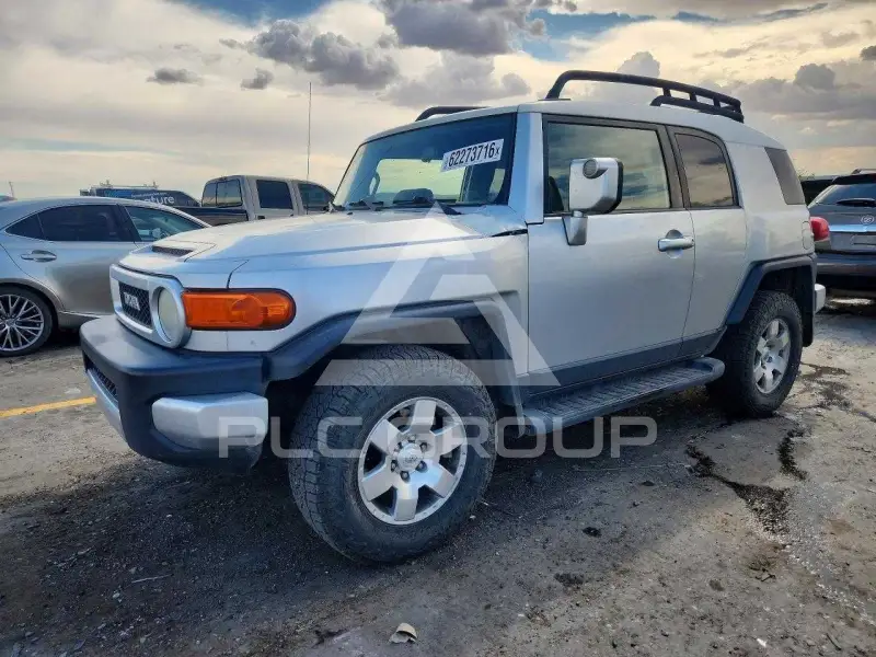 2007 Toyota FJ Cruiser фото