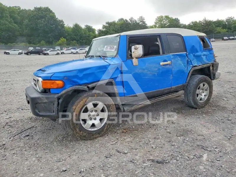 2007 Toyota FJ Cruiser photo