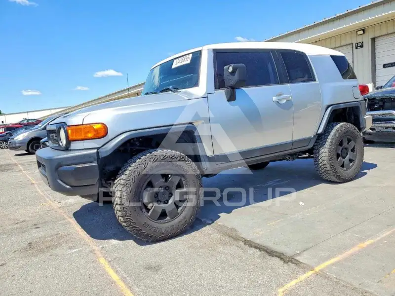 2007 Toyota FJ Cruiser photo