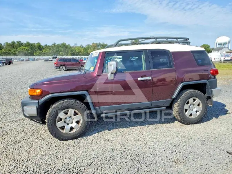 2007 Toyota FJ Cruiser фото