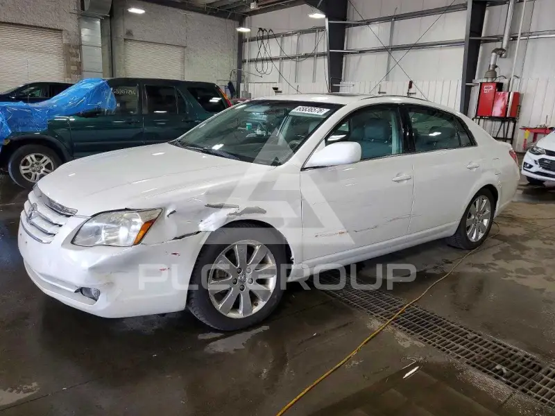 2007 Toyota AVALON фото