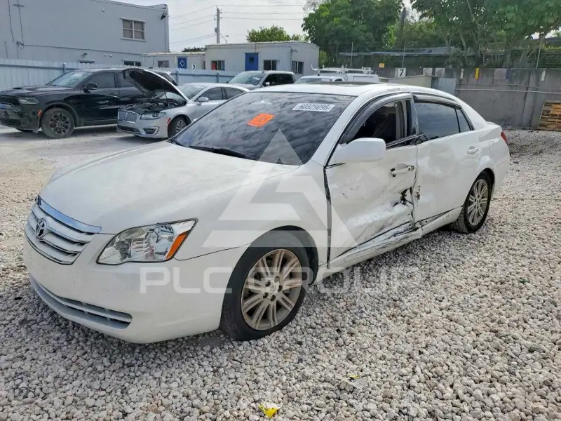 2007 Toyota AVALON фото