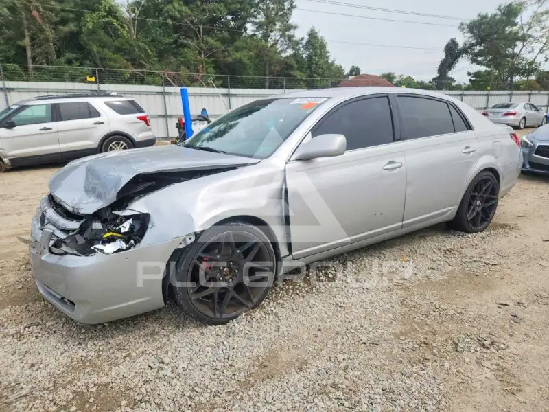 2007 Toyota AVALON фото