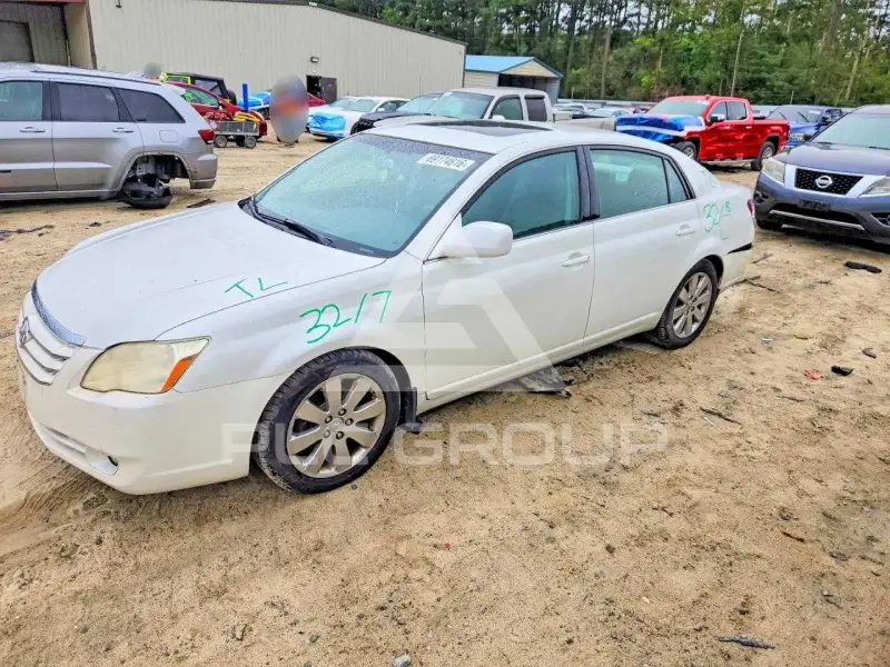 2007 Toyota AVALON photo