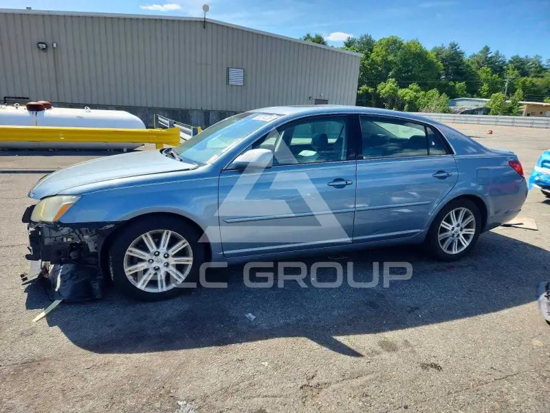 2007 Toyota AVALON фото