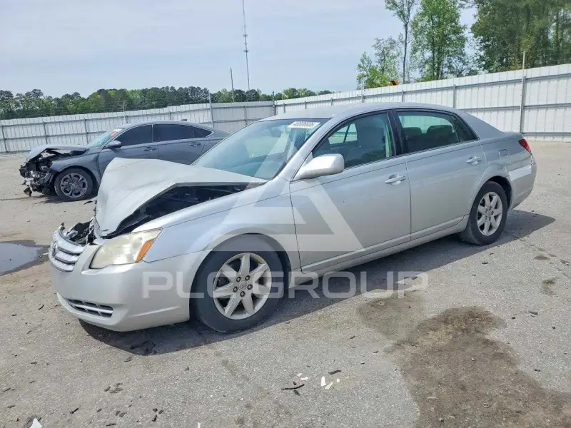 2007 Toyota AVALON фото