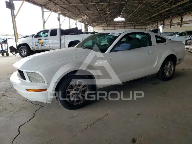2007 Ford MUSTANG фото