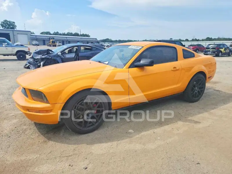 2007 Ford MUSTANG фото