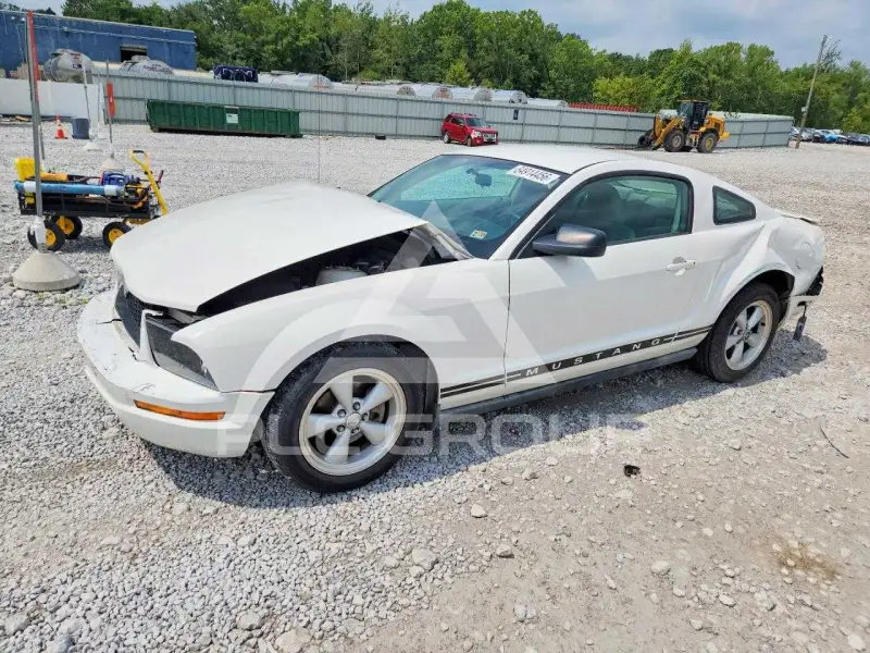 2007 Ford MUSTANG photo
