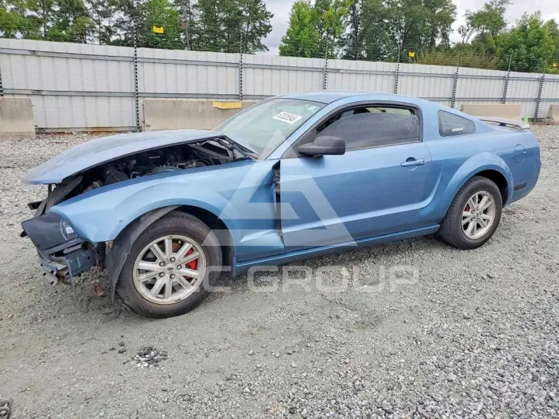 2007 Ford MUSTANG фото