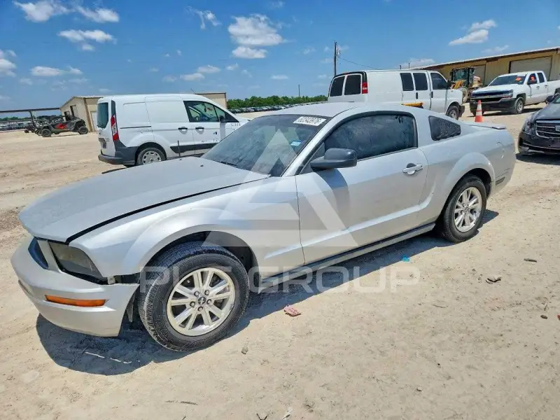 2007 Ford MUSTANG фото