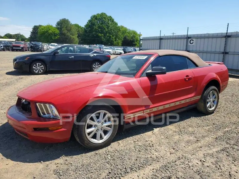 2007 Ford MUSTANG фото