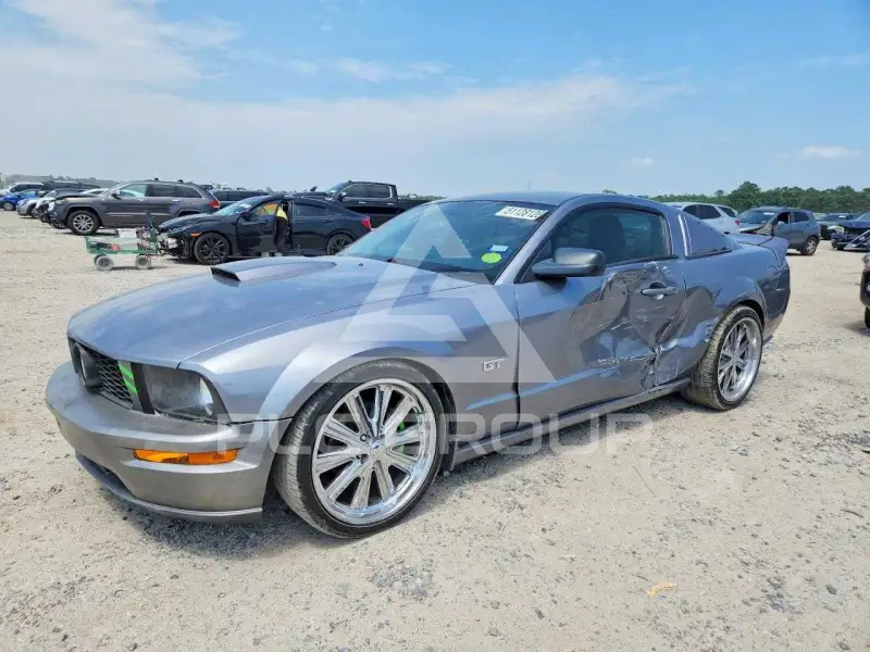 2007 Ford MUSTANG фото