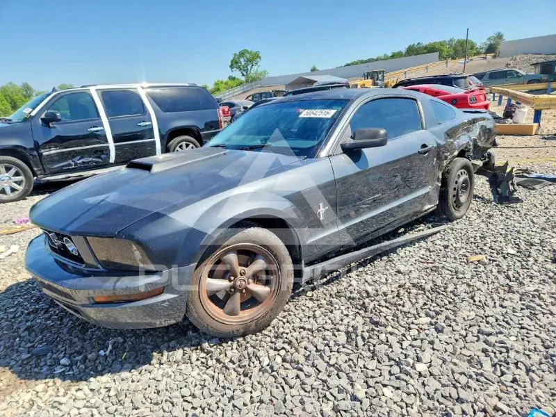 2007 Ford MUSTANG фото