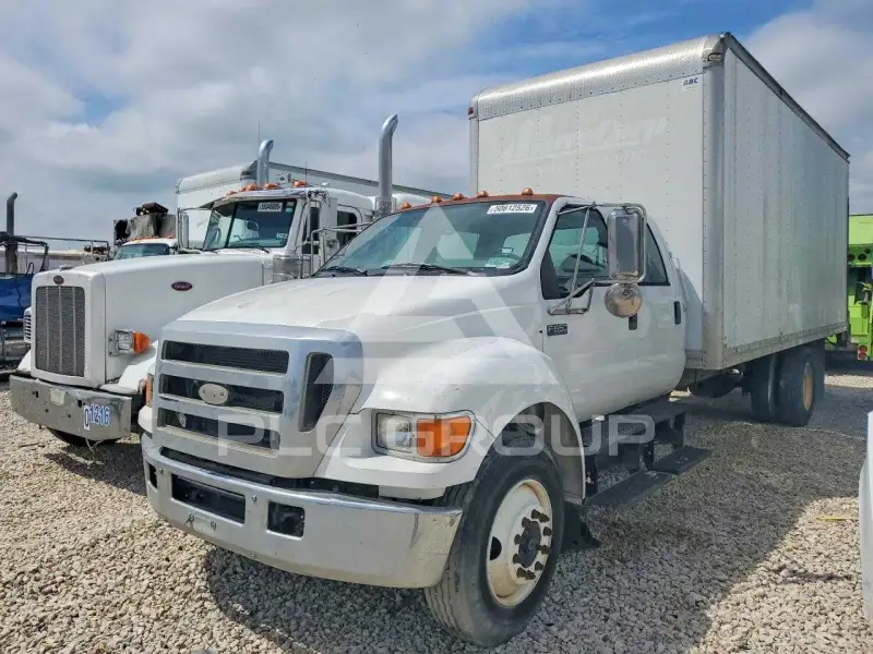 2007 Ford F-650 фото