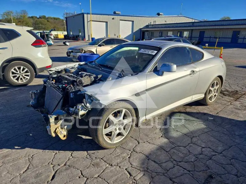 2007 Hyundai Tiburon photo