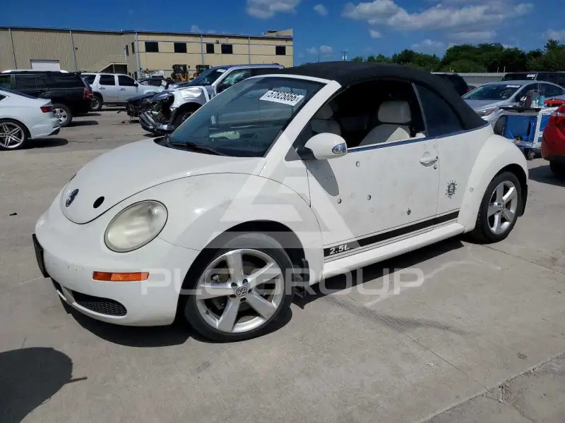 2007 Volkswagen BEETLE фото