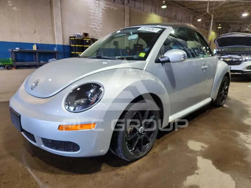 2007 Volkswagen BEETLE photo