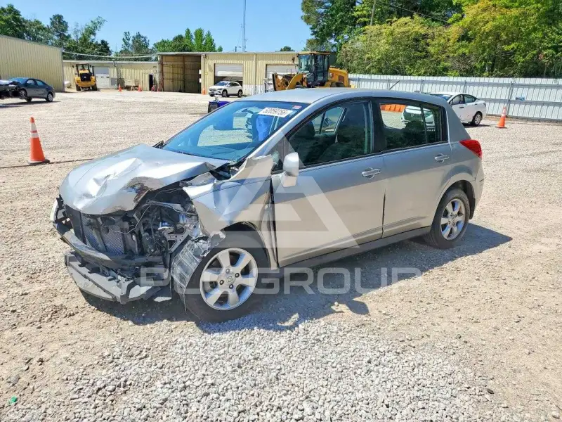 2008 Nissan VERSA фото