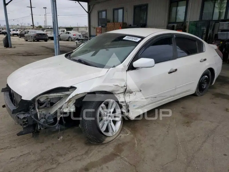 2008 Nissan ALTIMA photo