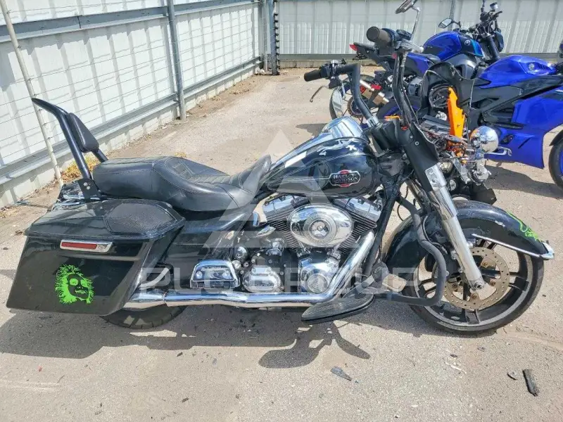 2008 Harley-Davidson FL photo