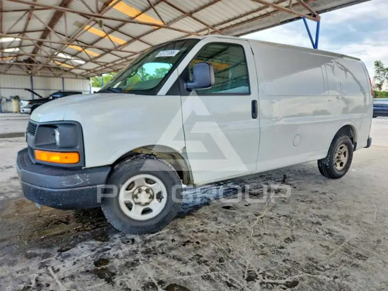 2008 Chevrolet Express photo