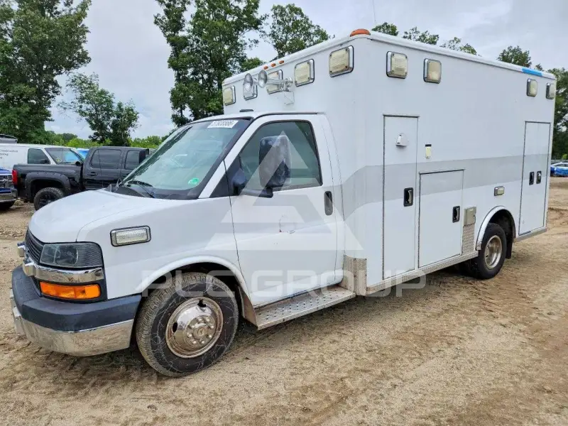2008 Chevrolet Express photo
