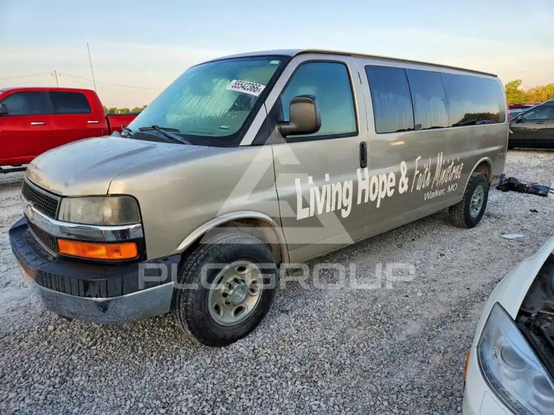 2008 Chevrolet Express photo