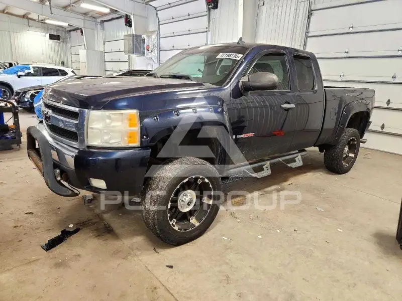 2008 Chevrolet Silverado photo