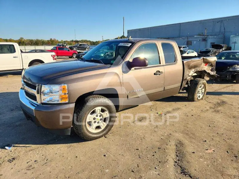 2008 Chevrolet Silverado photo
