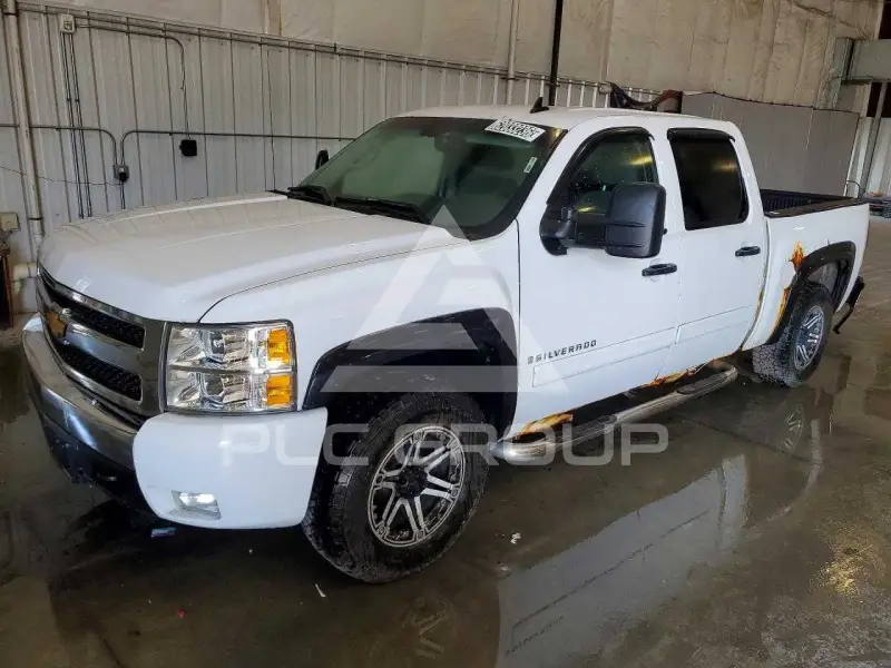 2008 Chevrolet Silverado photo