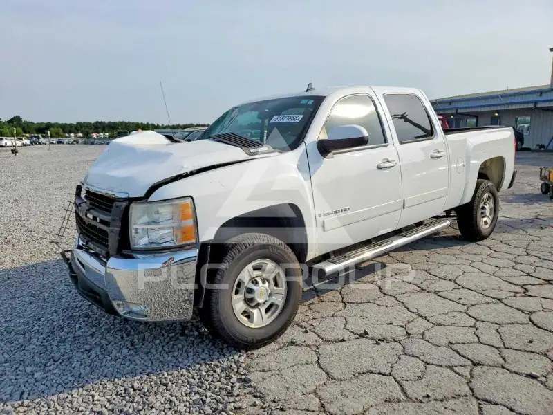 2008 Chevrolet Silverado photo