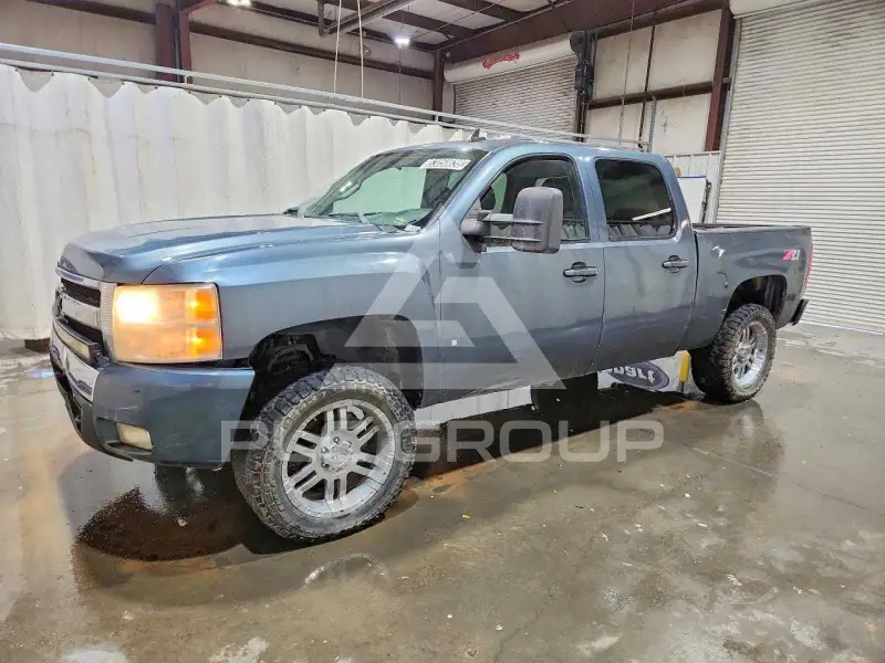 2008 Chevrolet Silverado photo