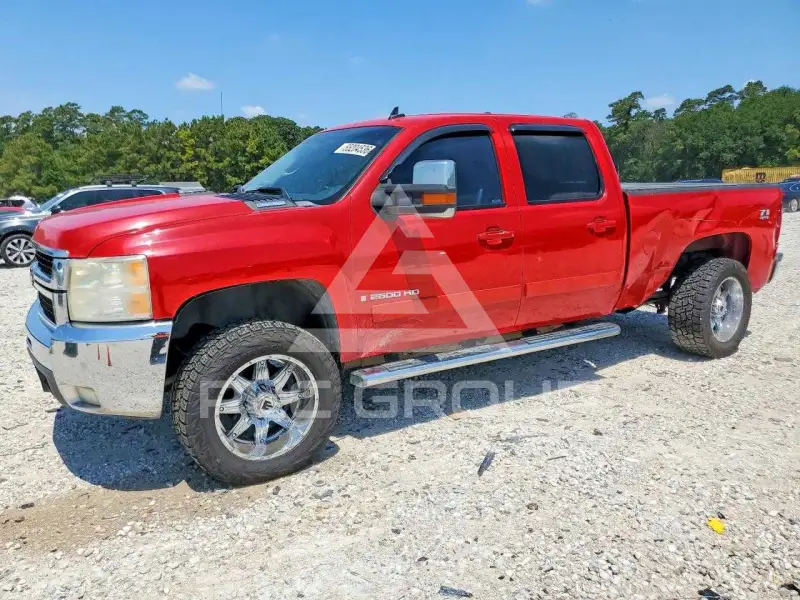 2008 Chevrolet Silverado photo