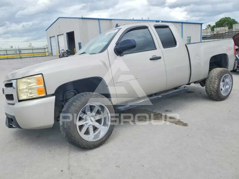 2008 Chevrolet Silverado photo