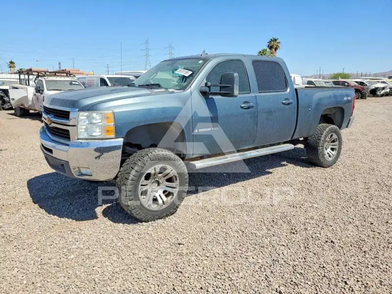 2008 Chevrolet Silverado photo