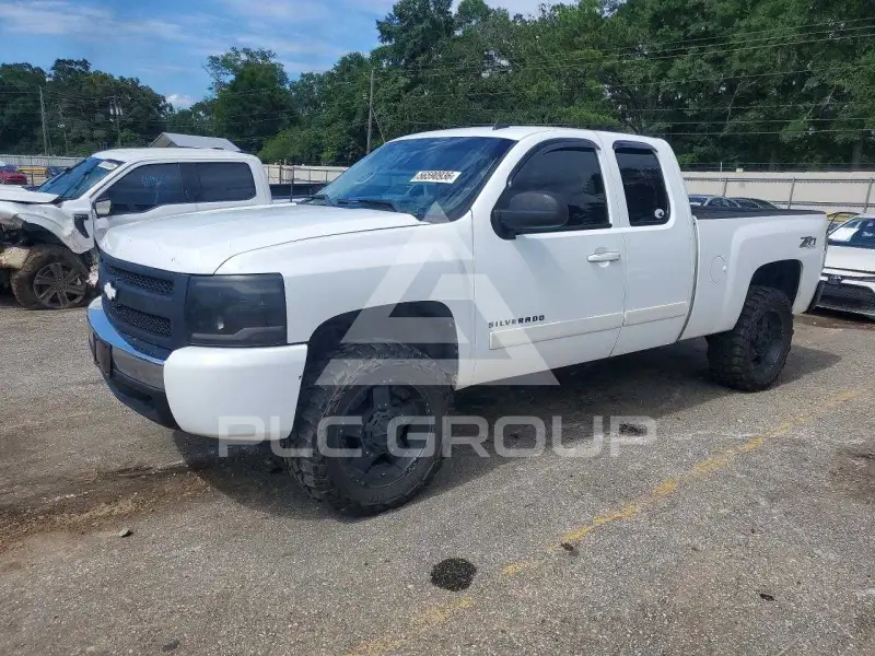 2008 Chevrolet Silverado photo